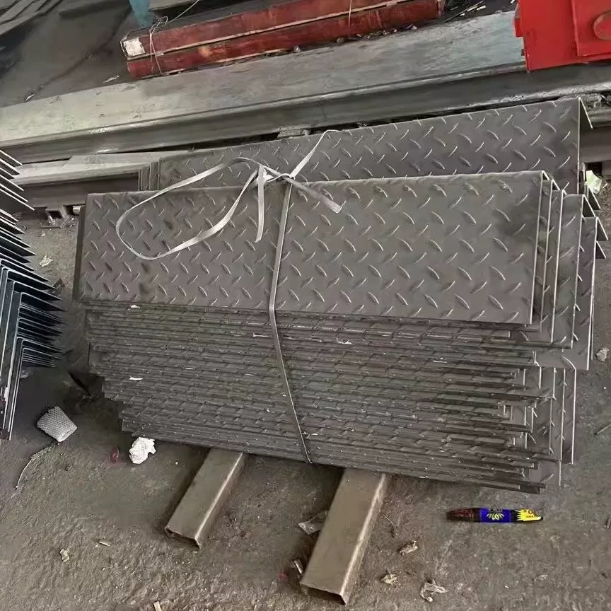 Galvanized Patterned Steel Stair Treads Anti-Slip Patterned Steel L-Shaped U-Shaped Z-Shaped Steel Plate Iron Cover Plate in Stock Processing Direct Delivery