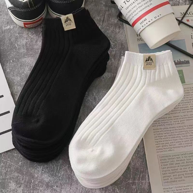 Half price socks short socks men's deodorant sweat-absorbent short tube socks spring and summer thin low-end shallow mouth sports socks snow mountain socks