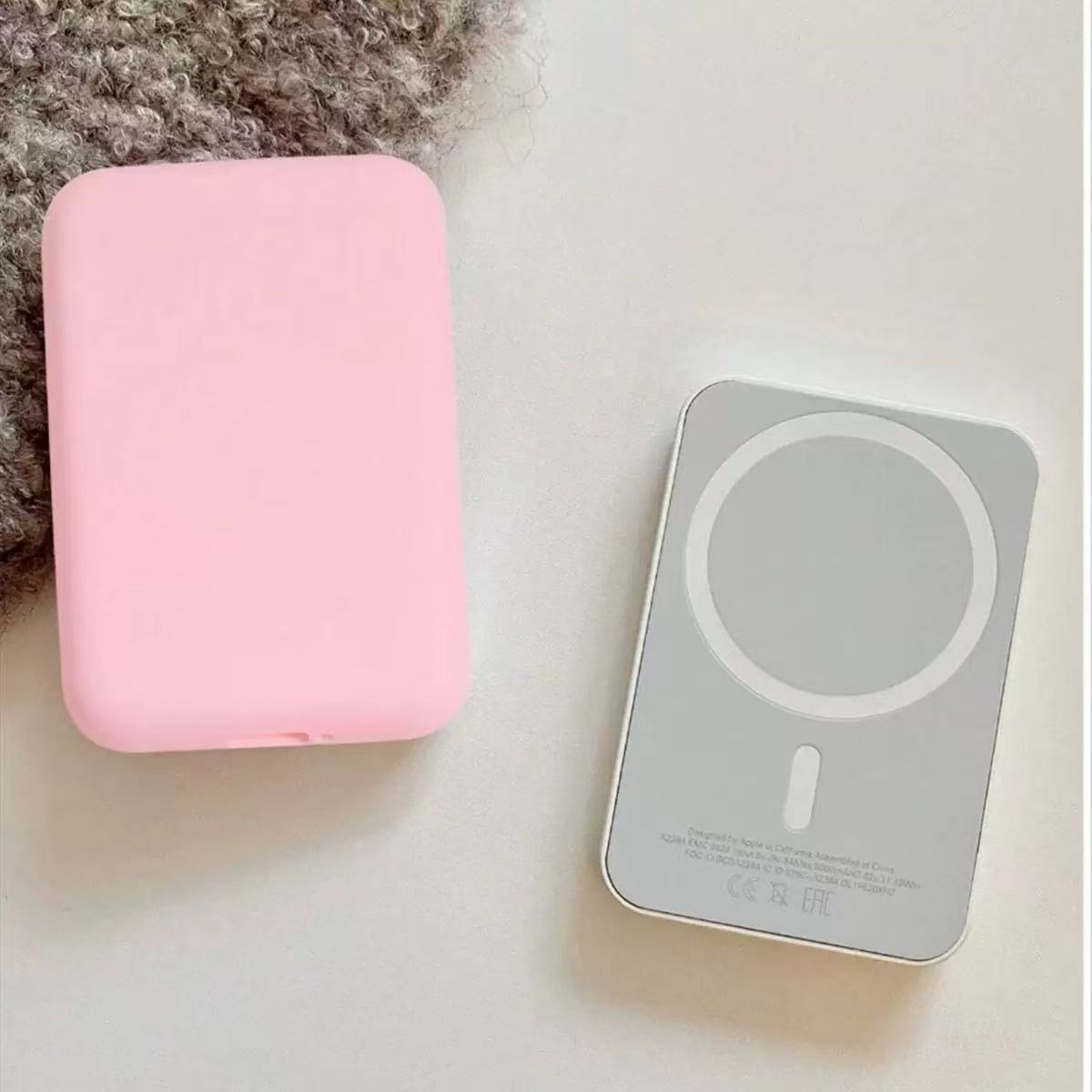 Suitable for Apple Magnetic Power Bank Protective Case Anti-Fall Magsafe Back Clip-On External Battery Anti-Fall Protective Case