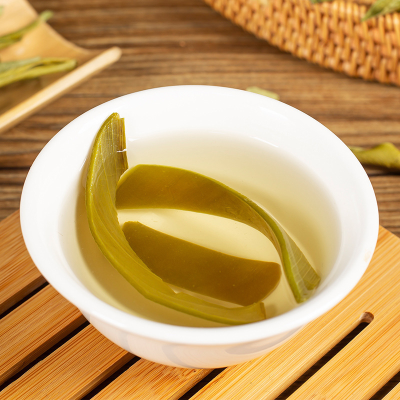 Dried Aloe Vera Skin 500g Dried Aloe Vera Leaves Sold Separately for Soaking in Water to Drink Tea, Scented Tea and Laxative Senna Leaves