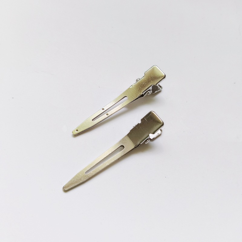 Studio makeup and hairdressing modeling positioning clip small size updo distinction clip hand push corrugated clip beauty makeup clip factory