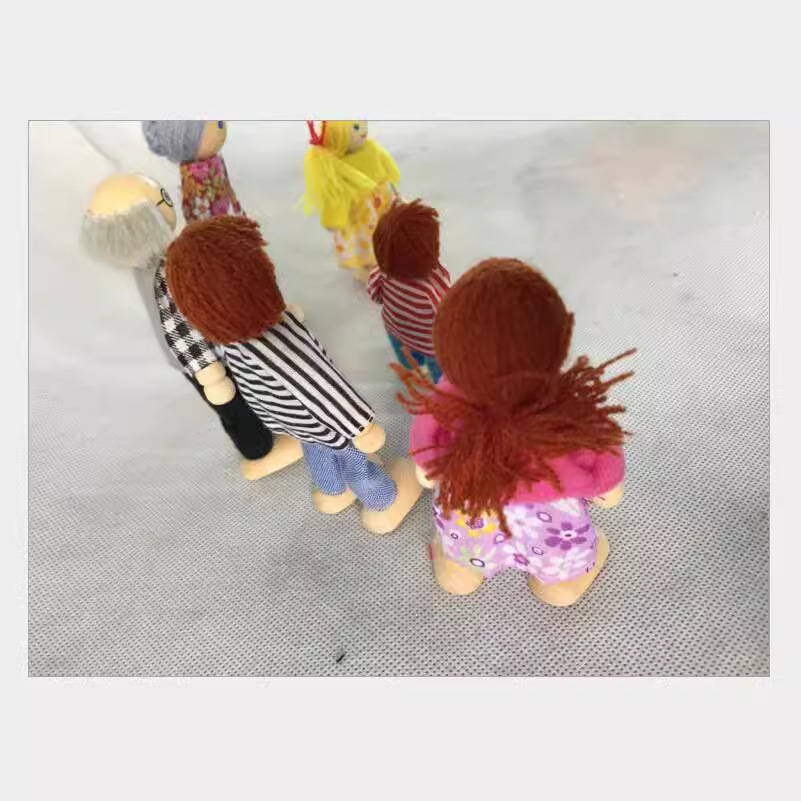 Cross-Border Japanese and Korean Wooden Dolls, Black, Amazon, Family, 6, 7 Mouths, Puppet Joints, Movable People