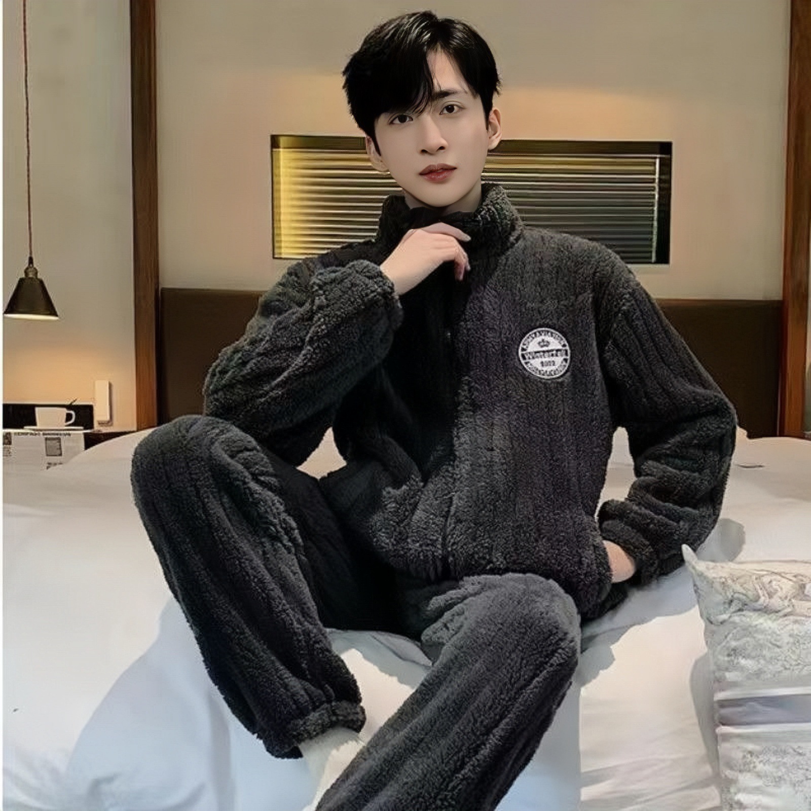 Men's Long Pants Loungewear Pajamas Coral Fleece Fashion Warm Flannel Autumn and Winter Style Young Men's Loungewear