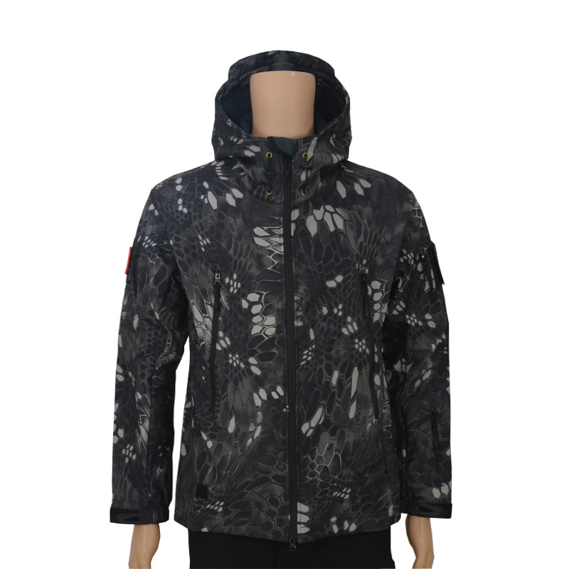 Sharkskin Soft Shell Jacket Men's Winter Fishing Clothing Waterproof Fleece Cycling Mountaineering Clothing Breathable Windproof Jacket Autumn