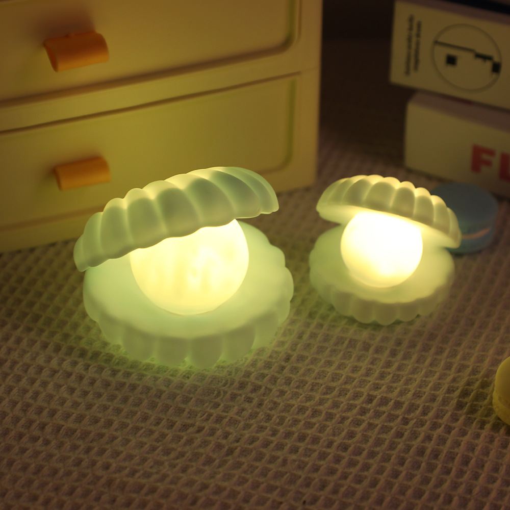 Ins Internet Celebrity Hot Selling Creative Nightlight Simple New Shell Lamp Bedroom Eye Protection Soft Light Bedroom Luminous Ornaments