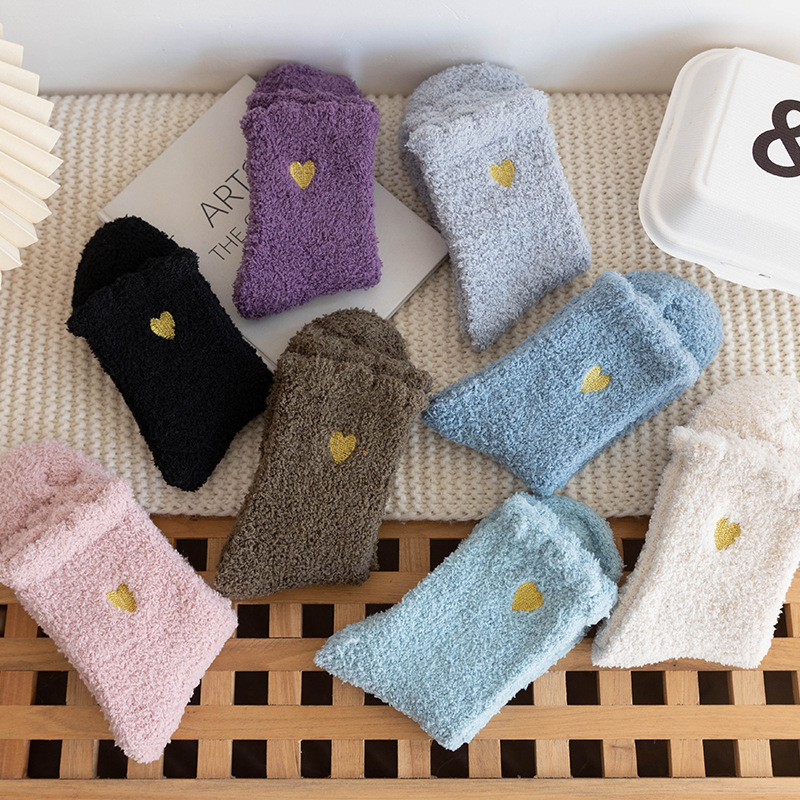 Autumn and Winter Coral Fleece Socks for Women, Thick Floor Socks, Japanese Style Heart Embroidery Sleep Socks, Warm Home Sleep Maternity Socks