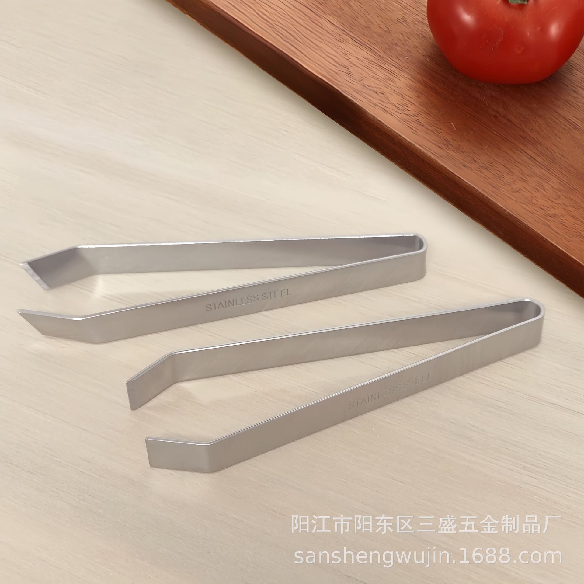 Garlic clip stainless steel plucker goose feather tweezers pig hair clip stainless steel fishbone clip plucking clip factory direct supply