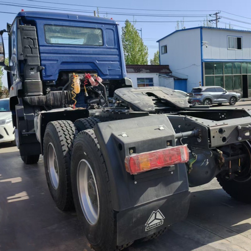 Cross-Border Supply Tractor Truck & Semi-Trailer with Howo