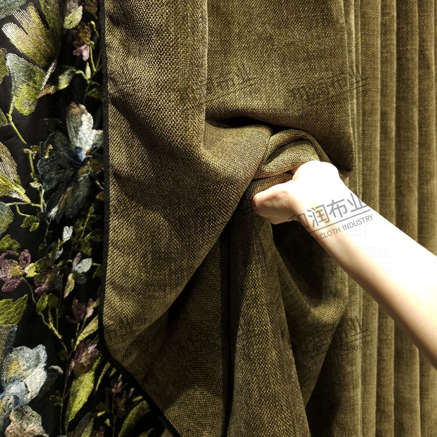 French Luxury American Olive Green Chenille Retro Villa Living Room Curtains High-End High-Light-Blocking Bedroom High-End