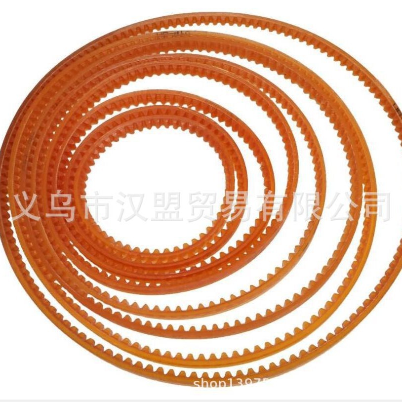 Старомодная бытовая швейная машина малый мотор ремень замок край машина малый мотор приводной ремень шестерня ремень