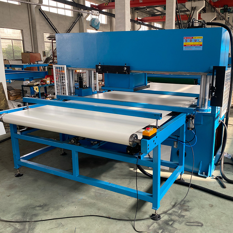 Four-Column Cutting Machine, Leather and Fabric Die-Cutting Machine, Fully Automatic Moving Head Cutting Machine, Facial Mask and Pearl Cotton Cutting Machine