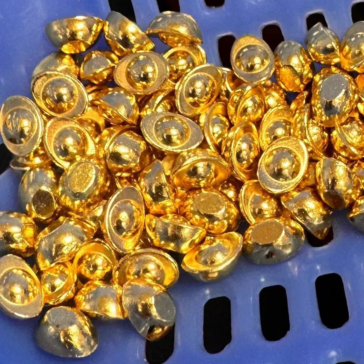 Factory wholesale simulation mini gold gold ingot sand gold solid small gold ingot melon seeds cornucopia decorative ornaments