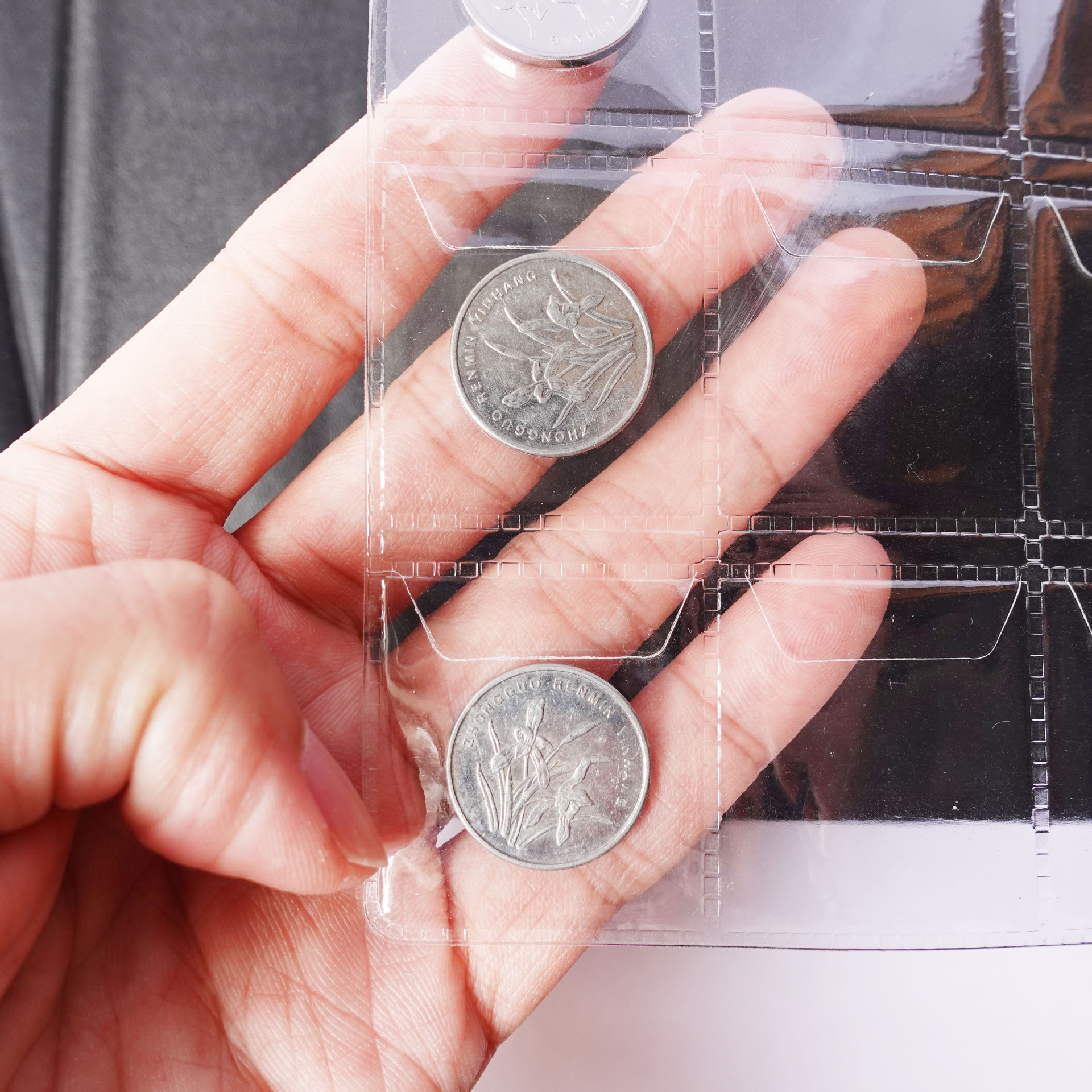 Factory direct horizontal coin book 240 grid coin storage book Zodiac commemorative coin storage book