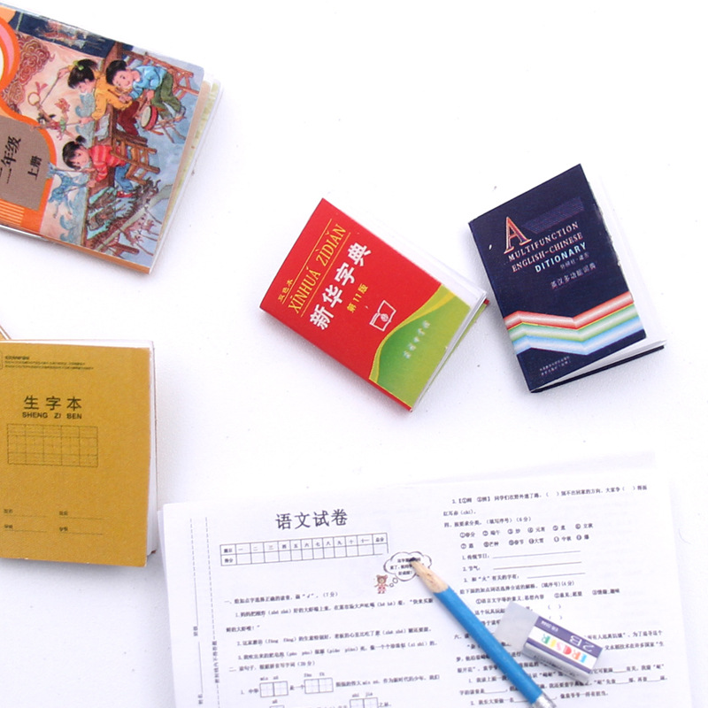 Миниатюрный мини-сimulation словарь Синьхуа для кукольного домика, сцена жизни в классе, карманные DIY украшения