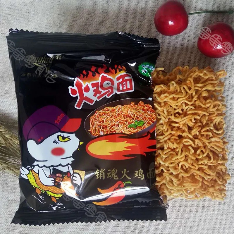 Jinghui turkey noodles crispy noodles palm crisp whole box wholesale net red dry noodles instant noodles 8090 nostalgic snacks
