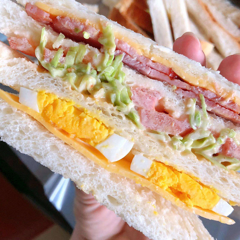 Huquan Luncheon Meat 340g Ready-to-eat Ham and Pork Canned Instant Noodles Partner Sandwich Instant Skewers Hot Pot Ingredients