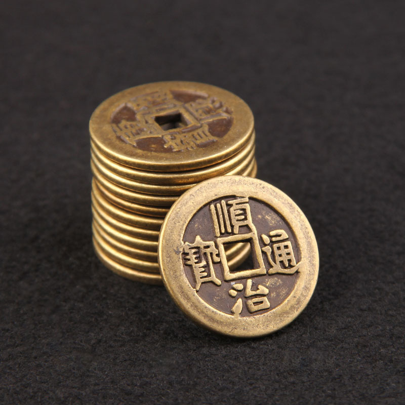 Brass antique 2.5cm thick 2.8cm thick copper five Emperor Tongbao copper pressure threshold thick copper wholesale