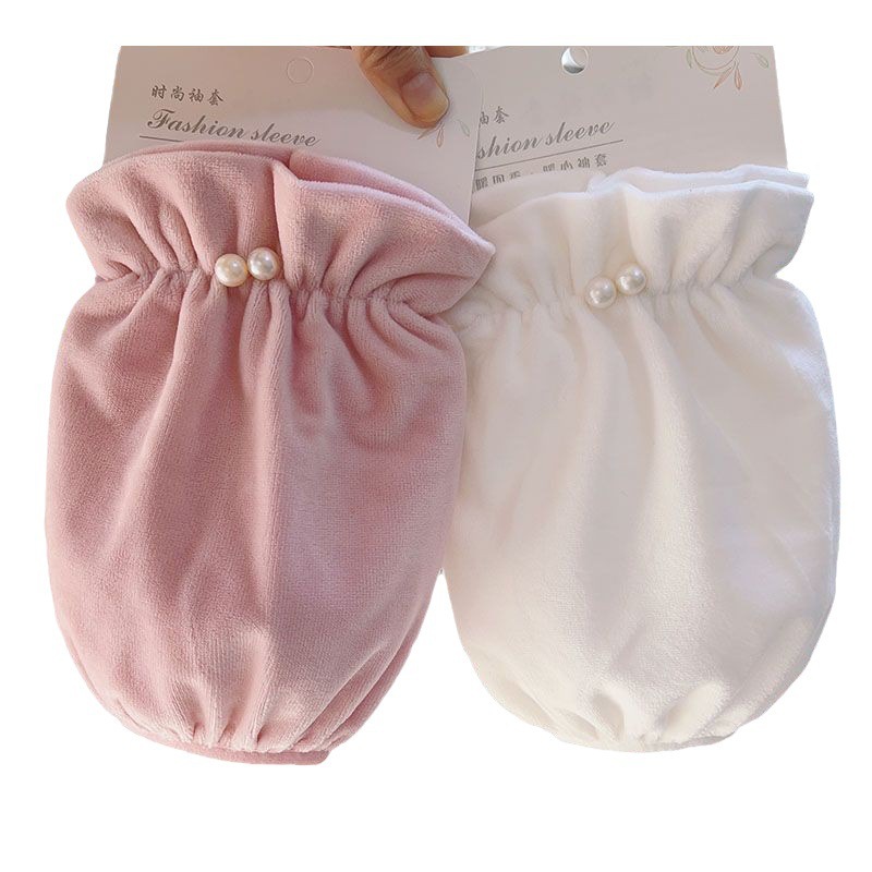 Sleeve pearl cover women's autumn and winter anti-fouling head cute plush short student work black red white cover cross-border