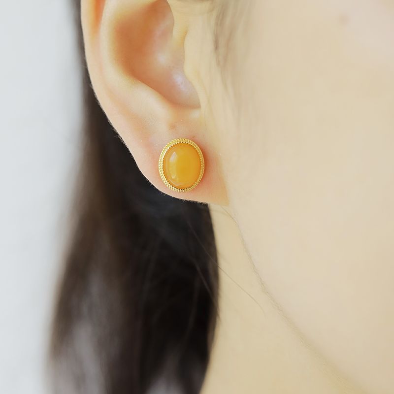 Natural Old Beeswax Sterling Silver Earrings [Twilight Breeze] Retro Style Accessible Luxury Amber Oval Niche Earrings for Women Original