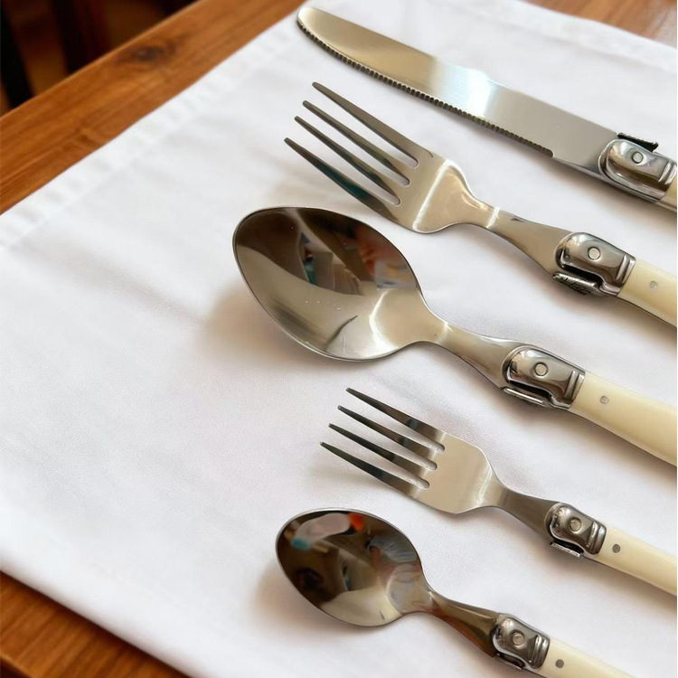 Golden Sea Western Restaurant Uses a 5-Piece Knife, Fork and Spoon Set with Milky White Plastic Handle Steak Knife, Steak Fork and Spoon