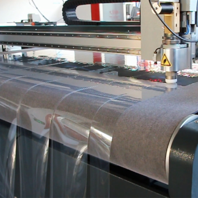 Pet Film Oscillating Knife Cutting Machine Carbon Fiber Prepreg Cutting Machine Automatic Feeding Oscillating Knife Cutting Machine