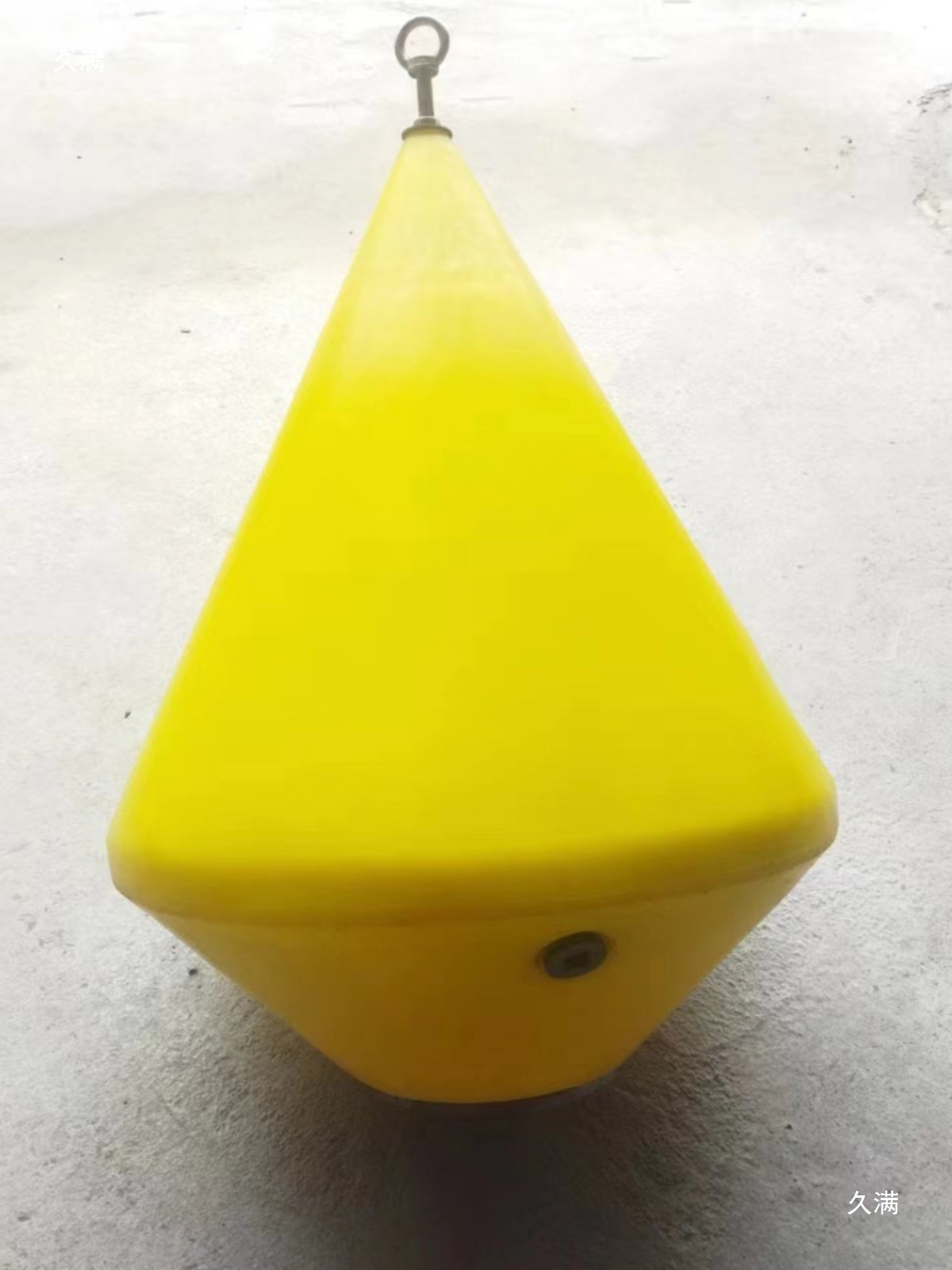 River Reservoir Engineering Construction Warning Buoy Sea Night Solar Light Luminous Positioning Channel Navigation Buoy