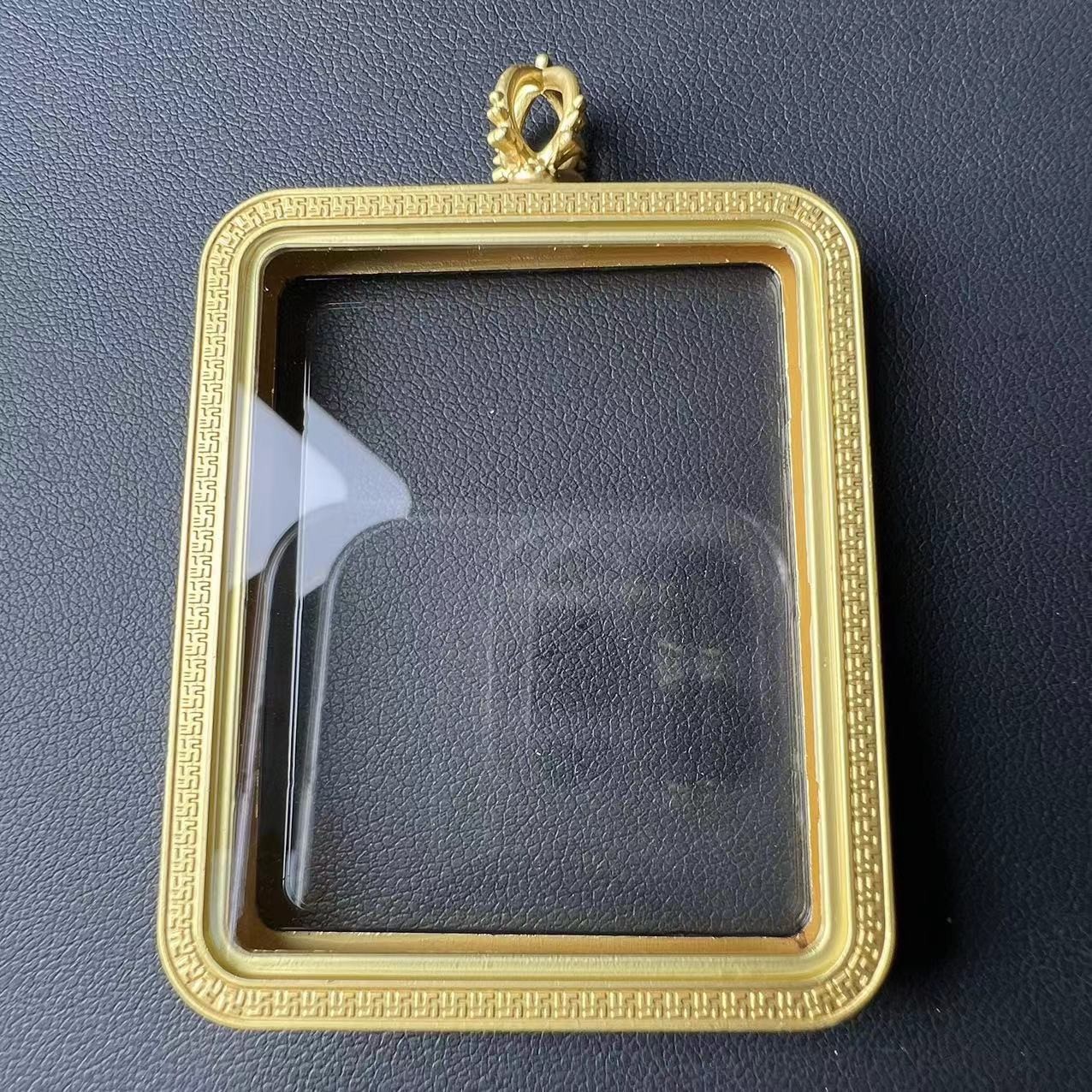 Gawu box shell pendant glass cover thangka shell round single-sided double-sided golden retro shell thangka shell waterproof