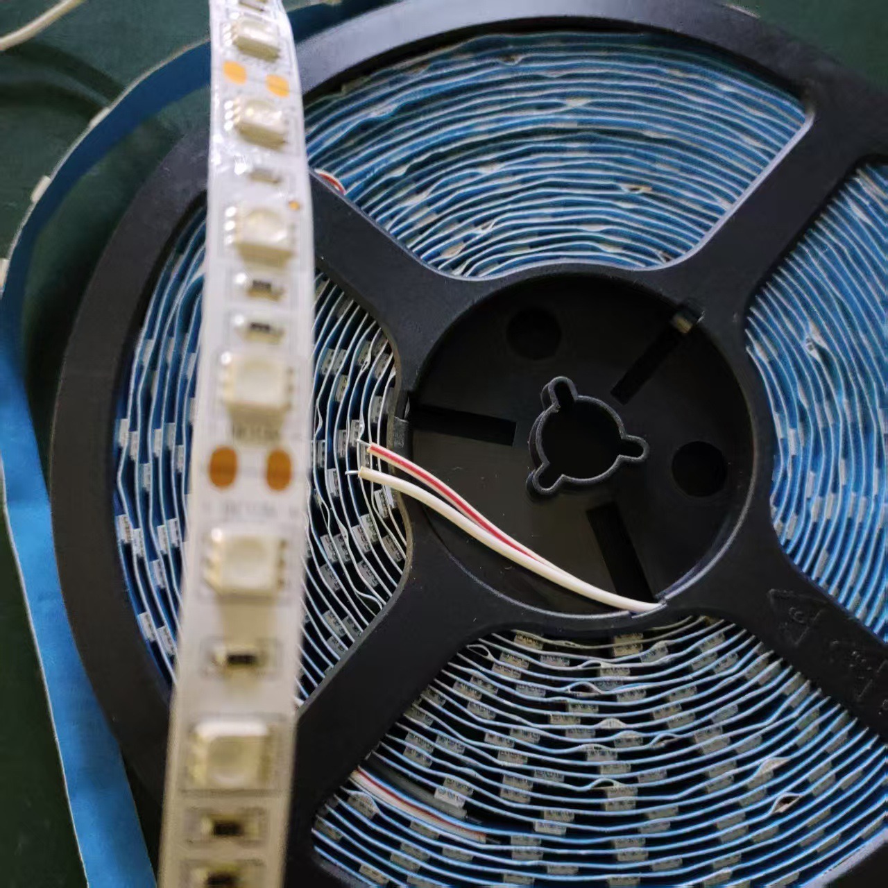 5050 Lamp with 5050 1.6m Lamp 10mm Lamp with High Brightness and High Flow, Non-Waterproof Lamp Manufacturer Wholesale