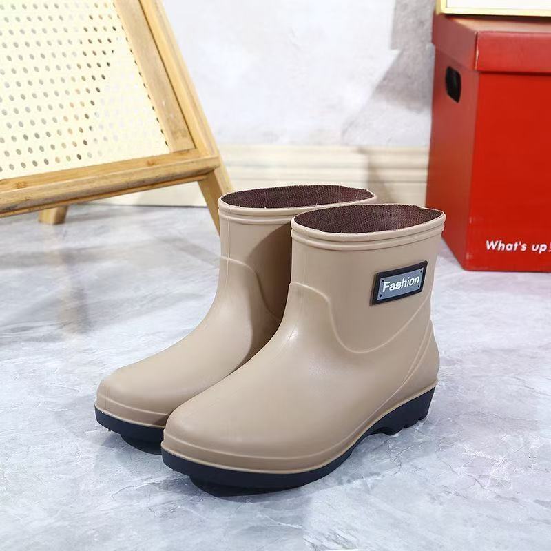 Short Rain Boots Women's Rain Shoes Rubber Shoes Low Waist Water Shoes High-rise Water Shoes Anti-slip Waterproof Shoes Comfortable Simple Summer