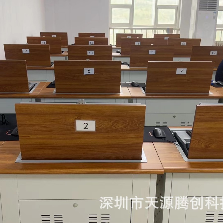 Tengchuangyun Electronic Classroom Management Software Is Compatible with and Adapts to Domestic Operating Systems and Interoperability Software Interaction