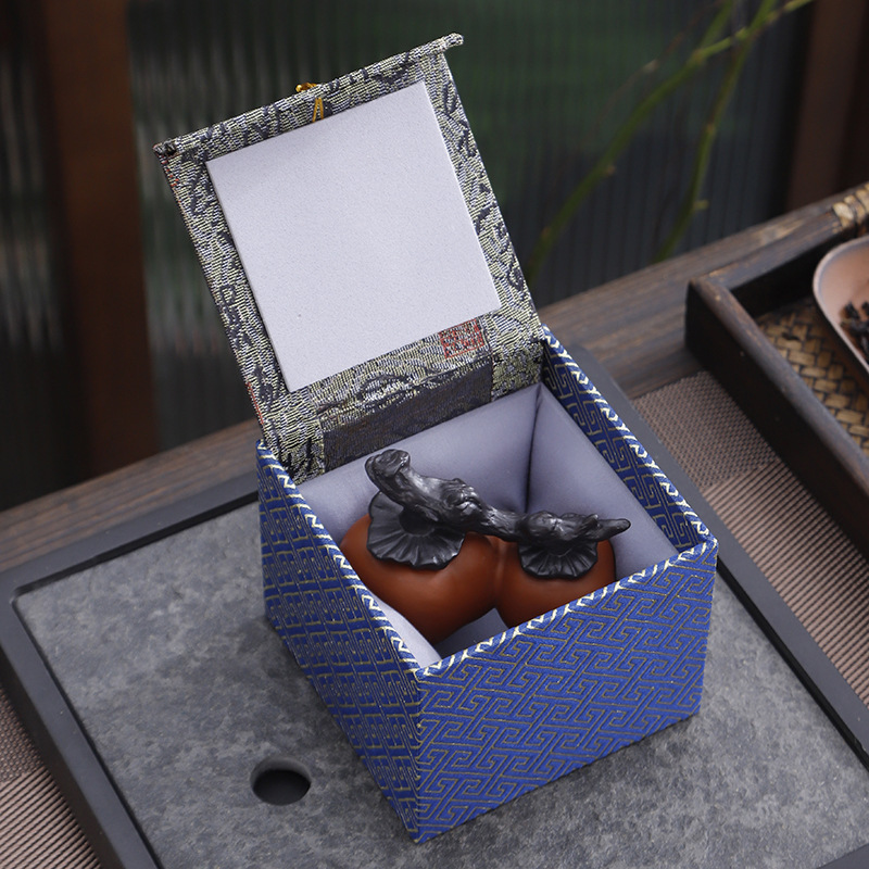 Zisha tea pet persimmon Ruyi good persimmon into double can raise boutique creative persimmon ornaments tea table tea ceremony cross-border generation