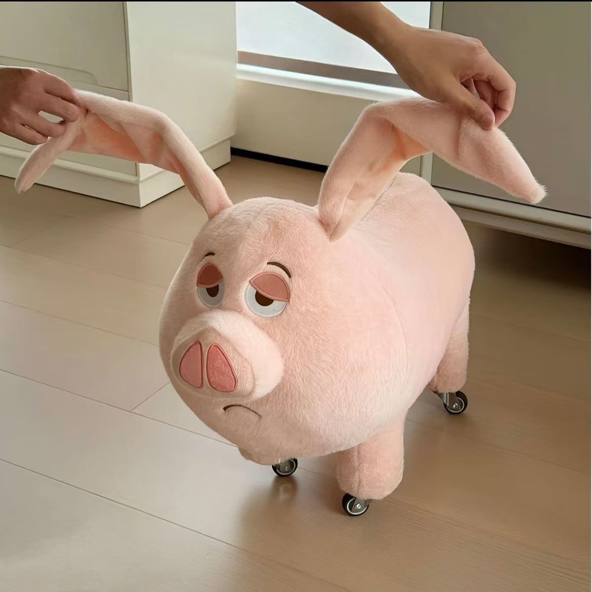 Cute Flying Pig Stool Bench Taiyi Real-Life Mount Small Stool Children's Pig Doll Flying Pig Bench