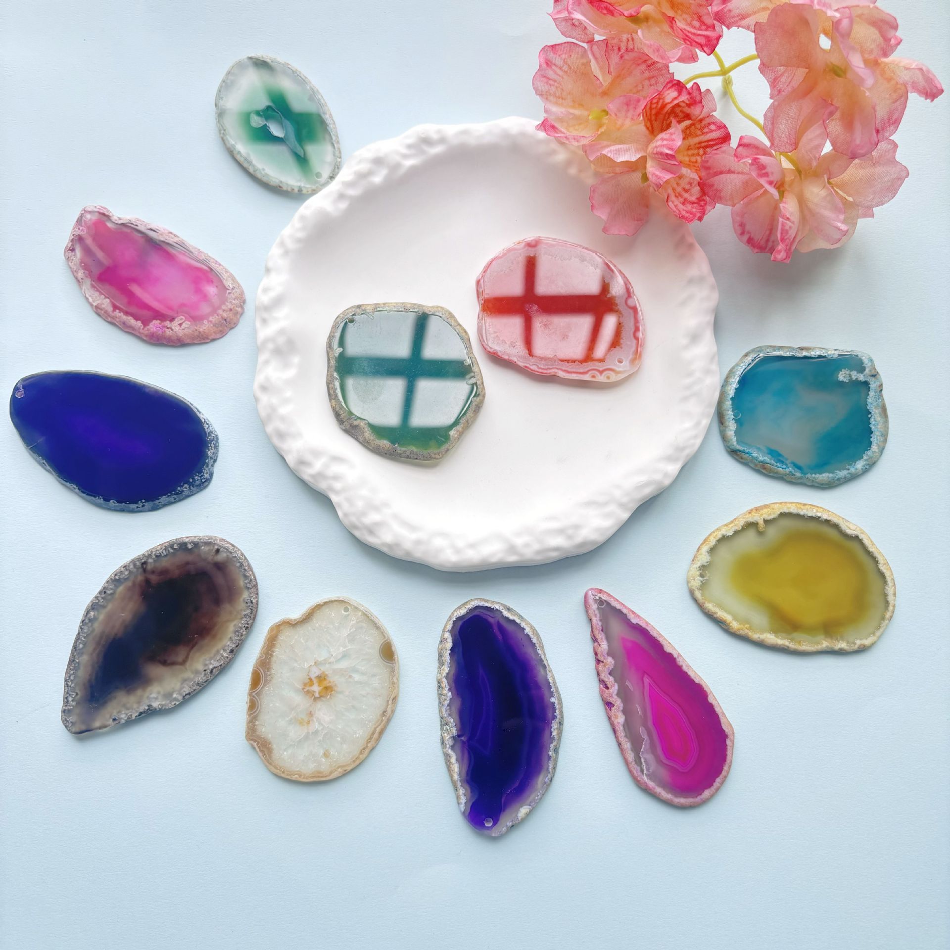 Cross-border Hot Agate Pieces Wind Chimes Pieces Original Stone Slices Tea Mat Sweater Pendant Lighting Agate Pieces Writing Pieces
