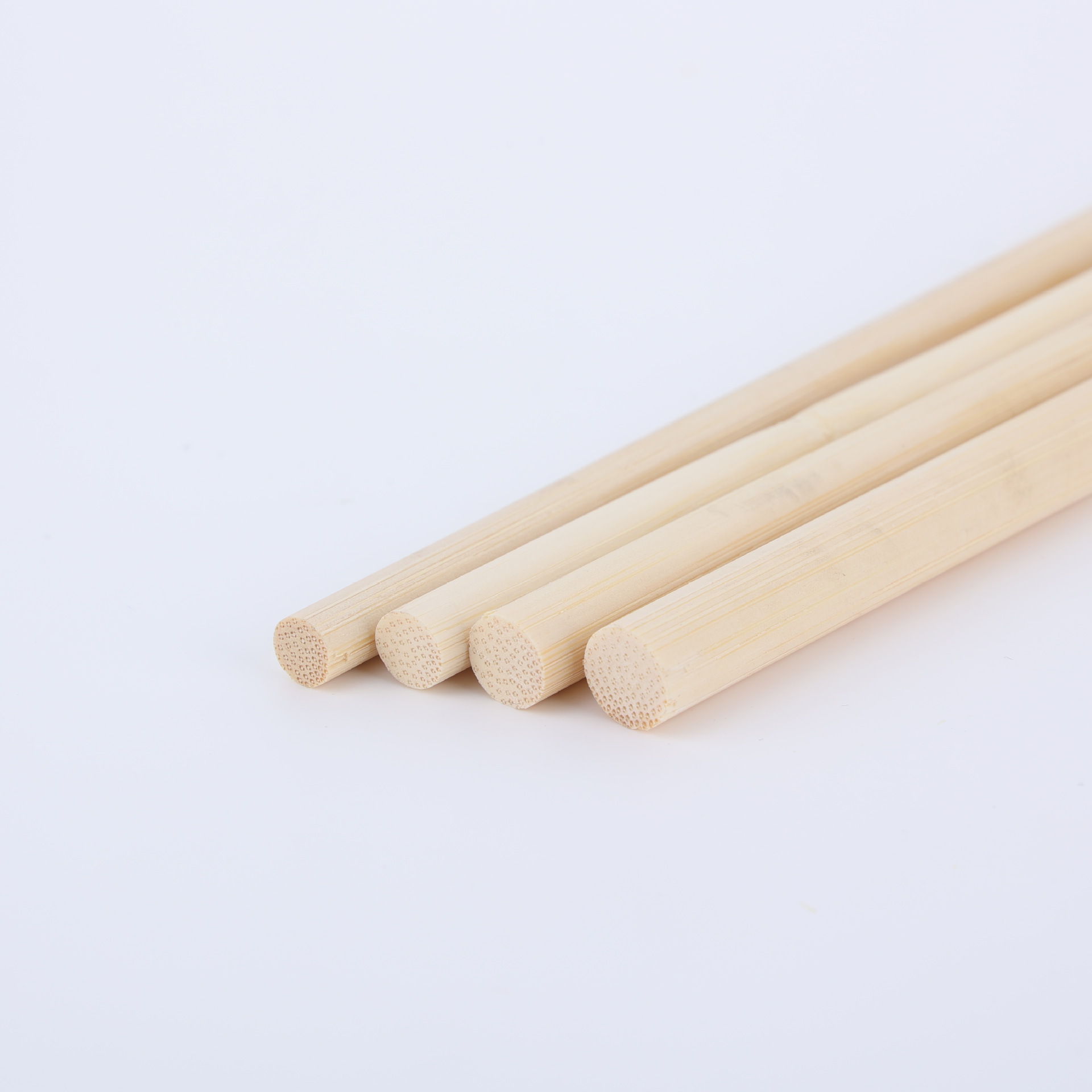Bamboo Skewers 3/4 mm High Quality Bamboo Sticks Bamboo Sticks Bamboo Small Bamboo Round Sticks Handmade DIY Assembly Materials Flat Head in Stock
