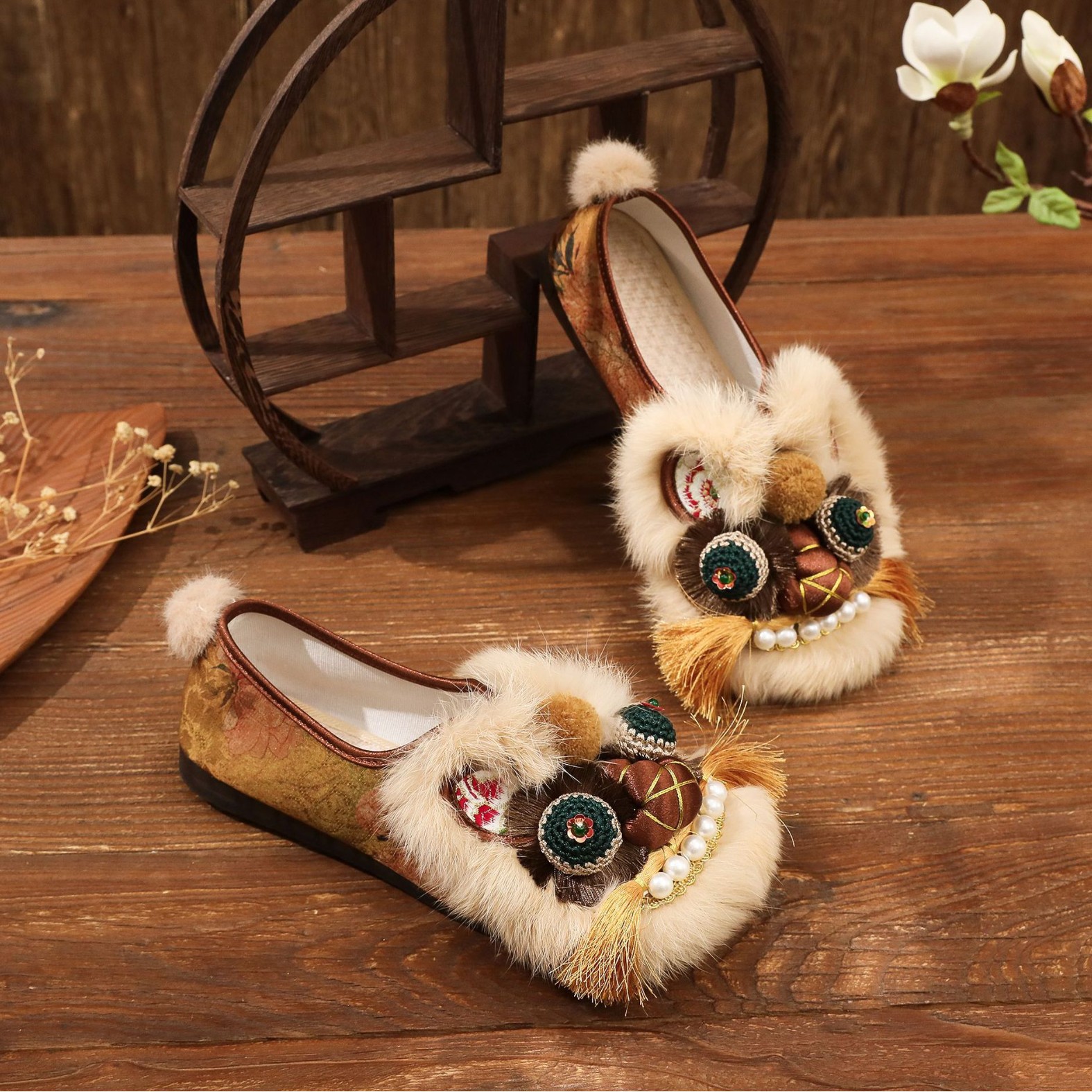 Spring New Ethnic Style Adult Tiger Head Women's Shoes Handmade Embroidered Shoes National Trend Retro Flat Folk Cloth Shoes for Women