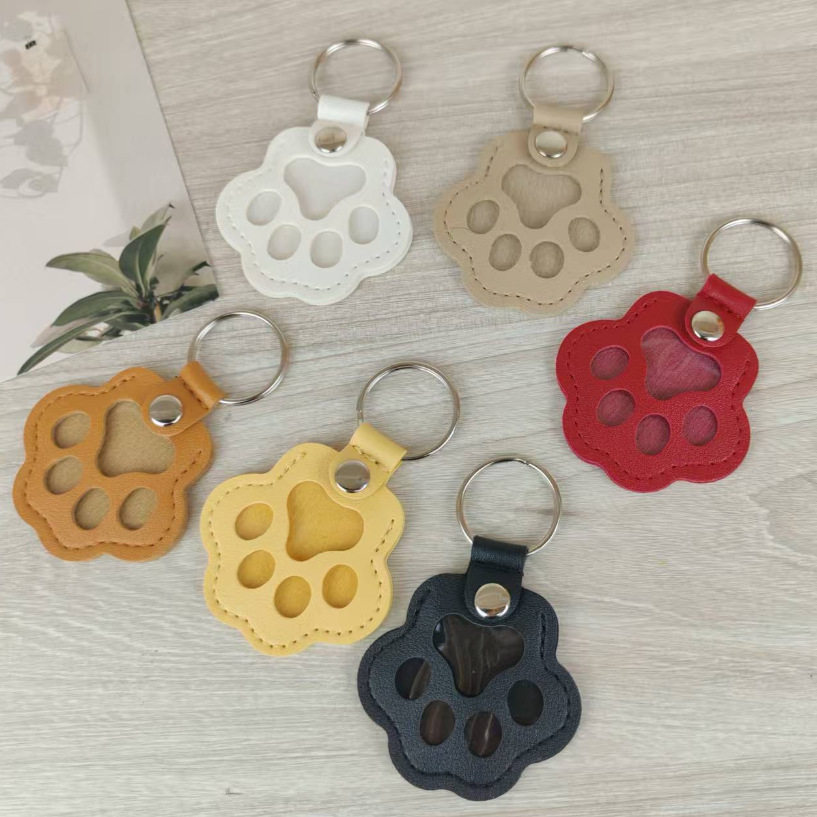 Manufacturer's Ready-Made Creative Dog Paw Print Cat Paw Pet Keychain Pendant Transparent Can Hold Photos Pet Peripherals