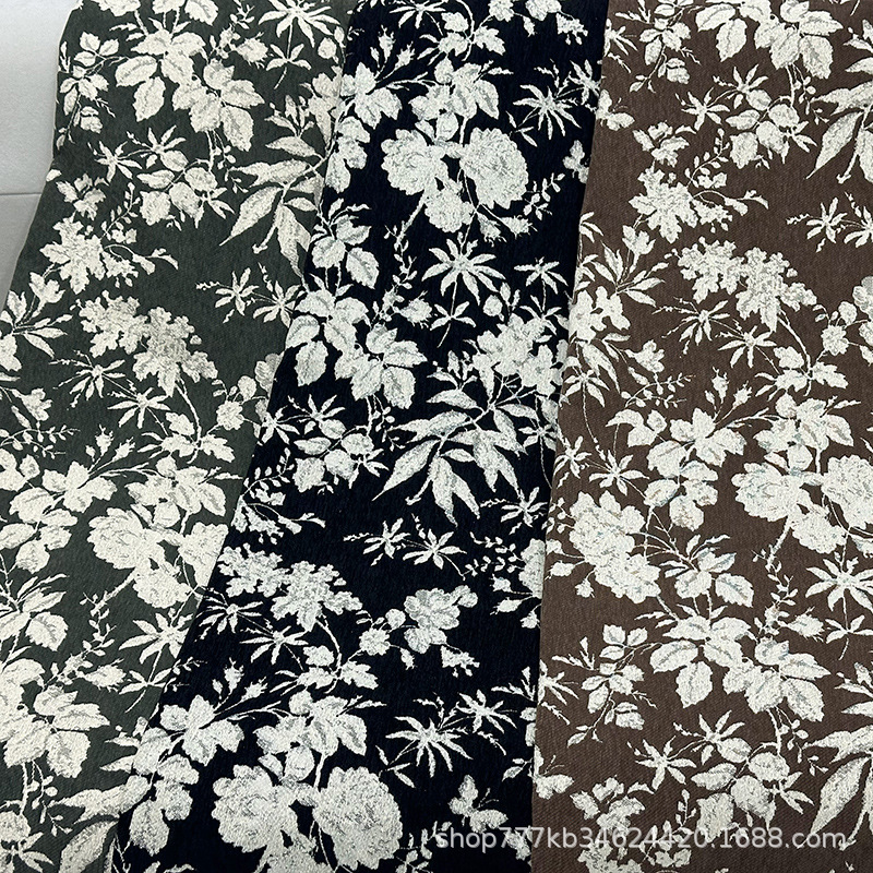 2025 Новый Шенилловый жаккард Ткань Простая белая цветочная Французская романтическая занавеска Скатерть Ткань для флага Оптовая продажа