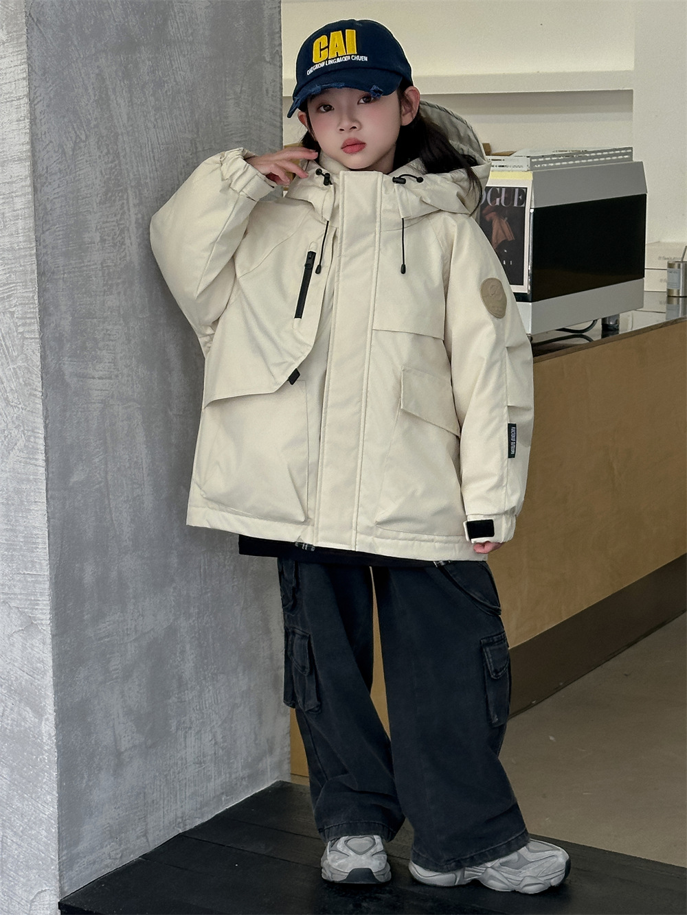 2025 Winter Children's Workwear down Jacket Outdoor Parka 90% White Duck down Boys and Girls Hooded Coat with Filling