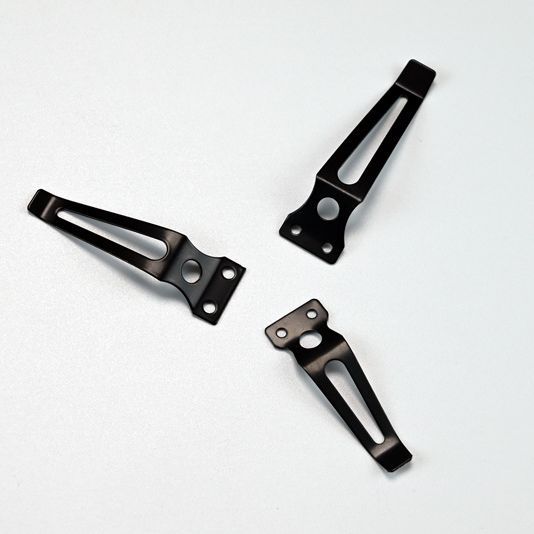 Source manufacturers direct supply flashlight accessories metal with screw clip