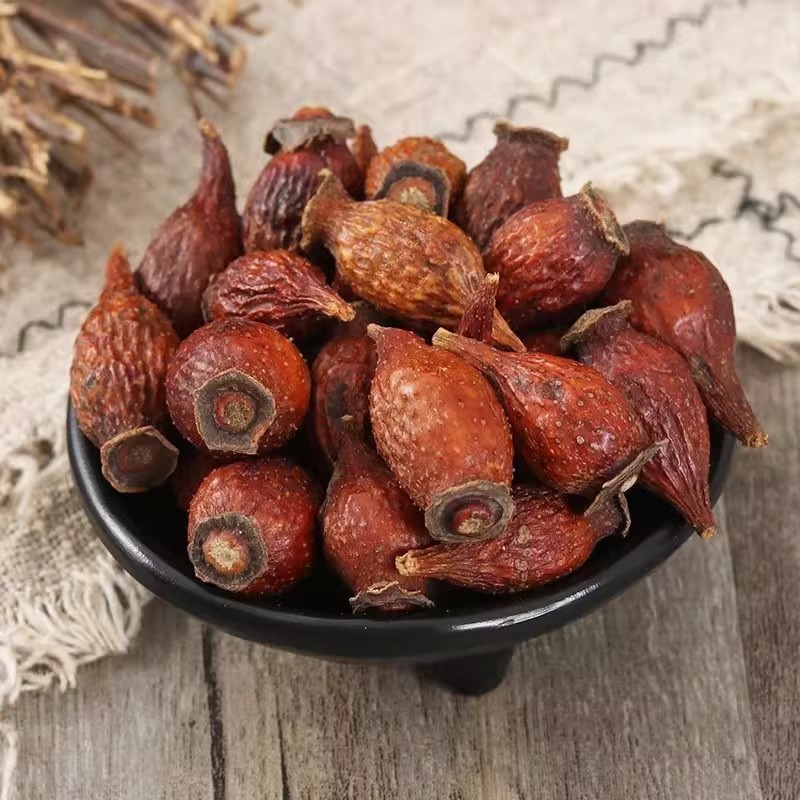 Wild Chinese Medicinal Herbs: Golden Cherry Seeds, Eucommia, and Dendrobium Fruit for Decoction