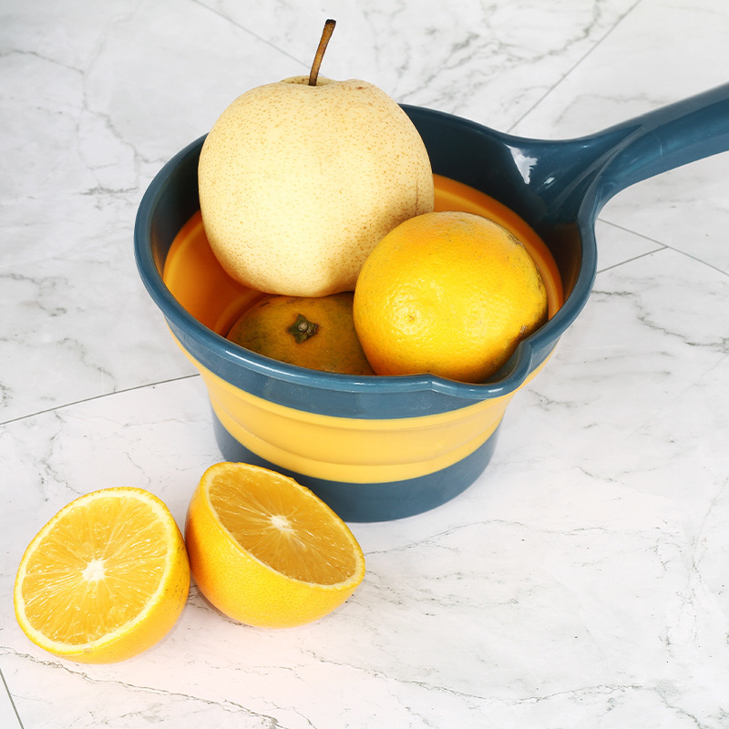 Home Kitchen Foldableable Water Ladle Thickeneded Plastic Long-Handled Water Ladle Can Be Hung for Watering Flowers and Water Ladle Drifting Water Ladle