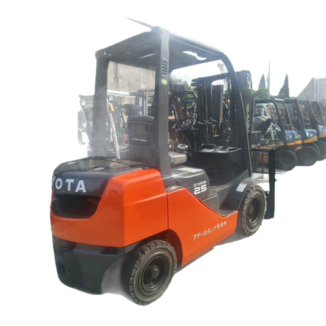 Supply of Japanese Toyota Forklifts 2.5 Tons Internal Combustion Forklifts Japanese Used Forklifts Export