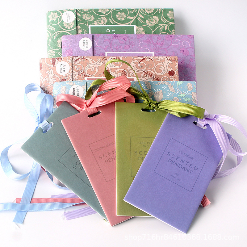 Car Perfume Pendant Car Perfume Light Fragrance Car Aromatherapy Essential Oil Hanging Pendant Car Fragrance Piece Decoration