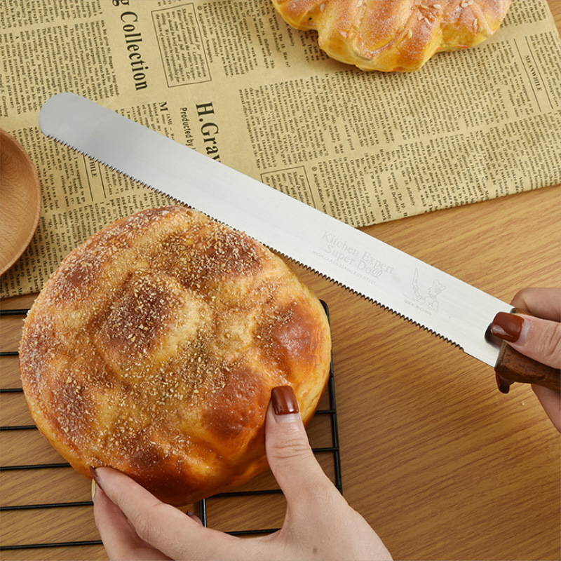 Wholesale Stainless Steel Bread Knife with Wooden Handle, Cake Knife 8-Inch 10-Inch 12inch 14inch Serrated Knife Baking Tool
