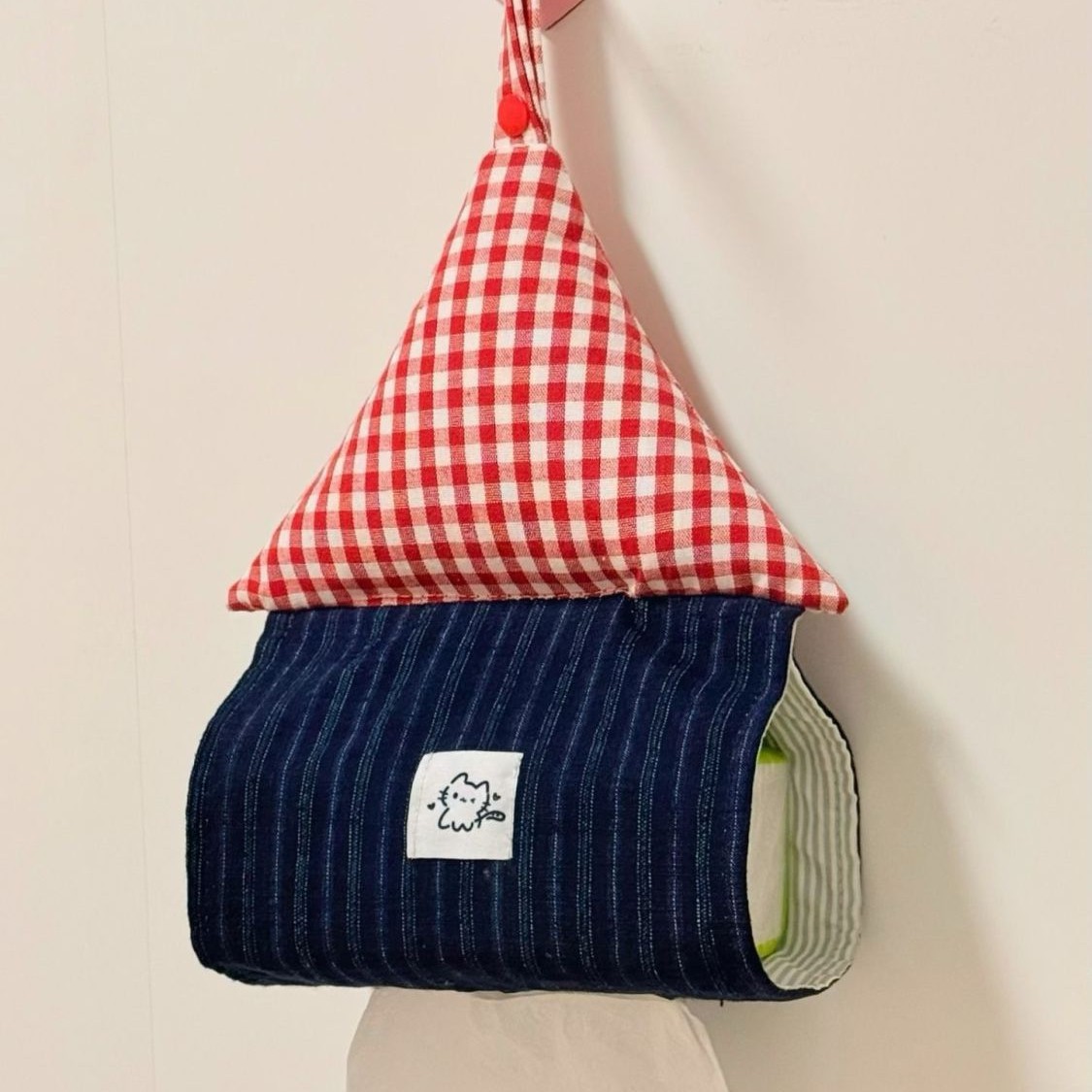 New Home Hanging Tissue Bag, Cute House Tissue Bag, Portable Large-Capacity Car Tissue Box Hanging Type