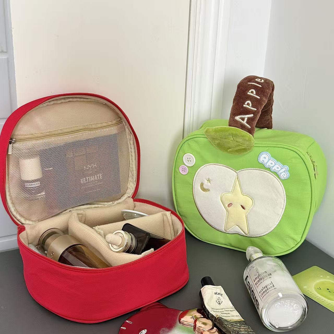 Милая портативная косметичка в форме яблока, большая емкость, разделенная портативная дорожная туалетная сумка, сумка для хранения цифровой камеры