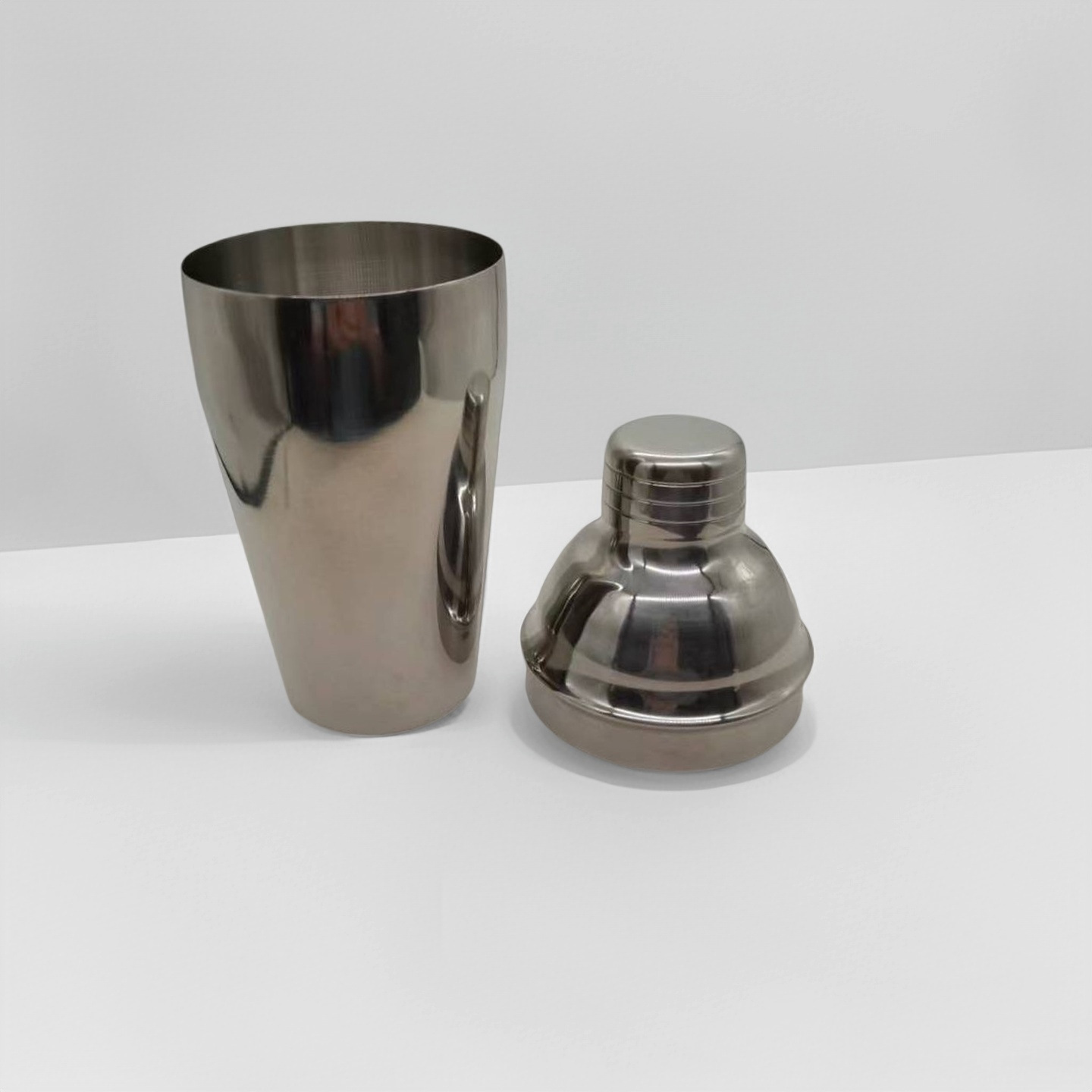 Supply 550ml cocktail shaker European-style Shaker shake mixer cocktail