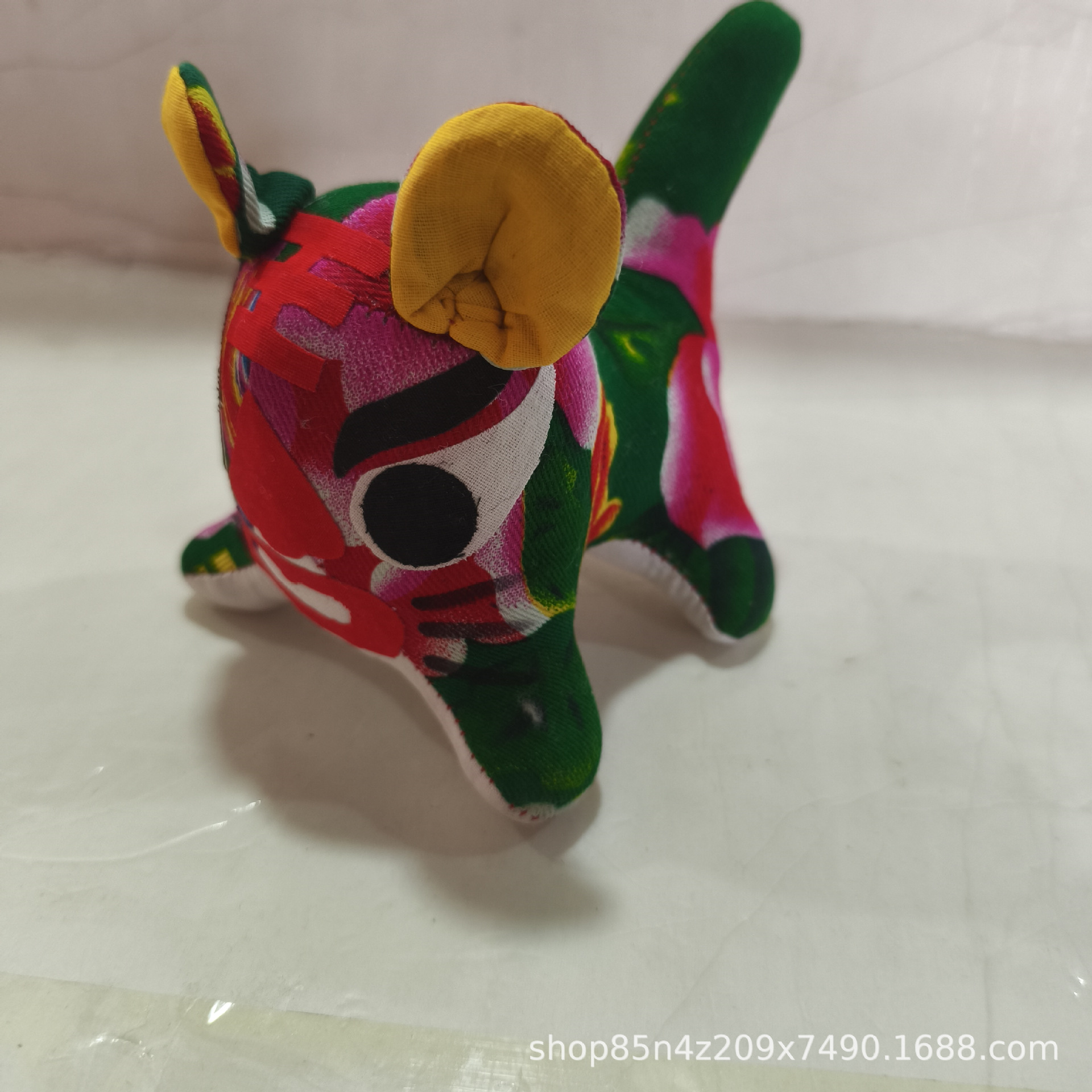 Handmade Cloth Tiger Ornaments Folk Features Craft Traditional Cloth Tiger Chinese Style Gift Cloth Tiger Decoration