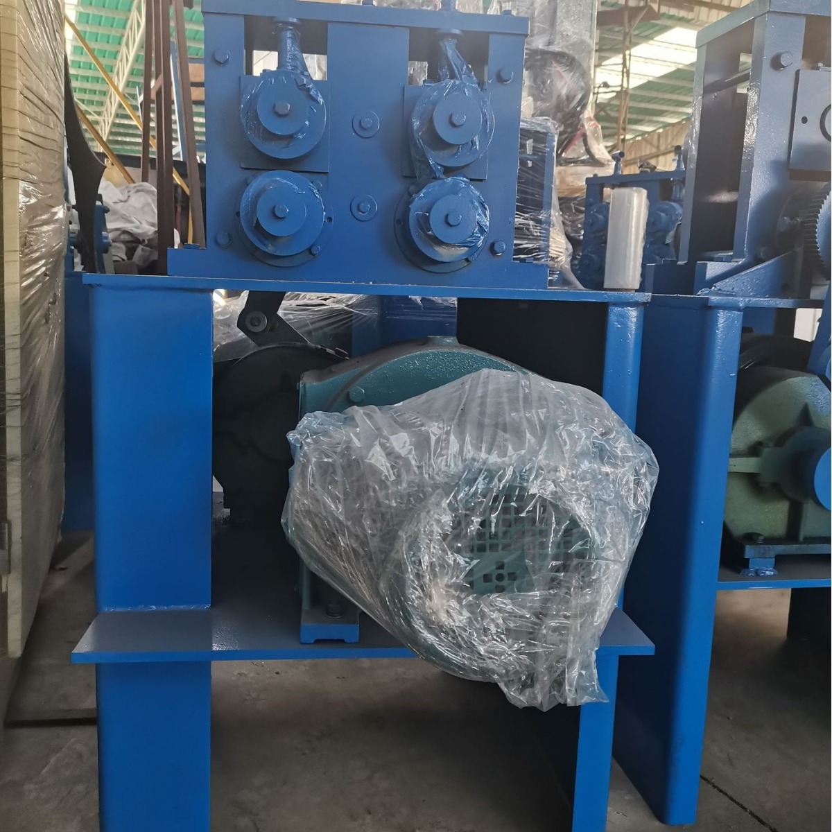 Copper Aluminum Rod Horizontal Vertical Four-Axis Casting Machine Tractor Cutting Machine Horizontal Continuous Casting Production Line