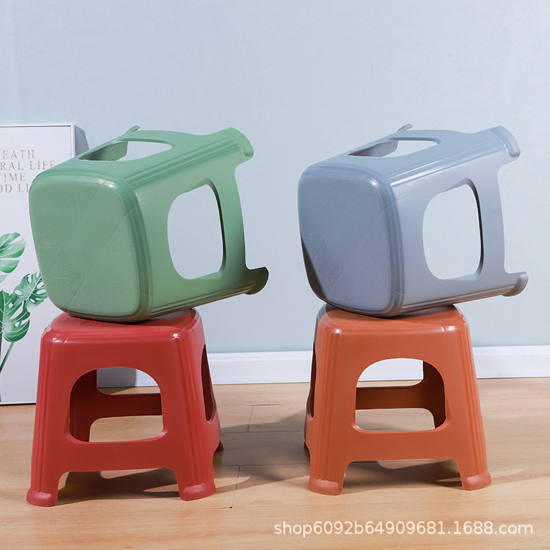 Manufacturer's Ready-Made Plastic Stools, Thickened Small Low Stools, Bathroom Shoe-Changing Benches, Thickened Adult Square Stools, Household Small Stools